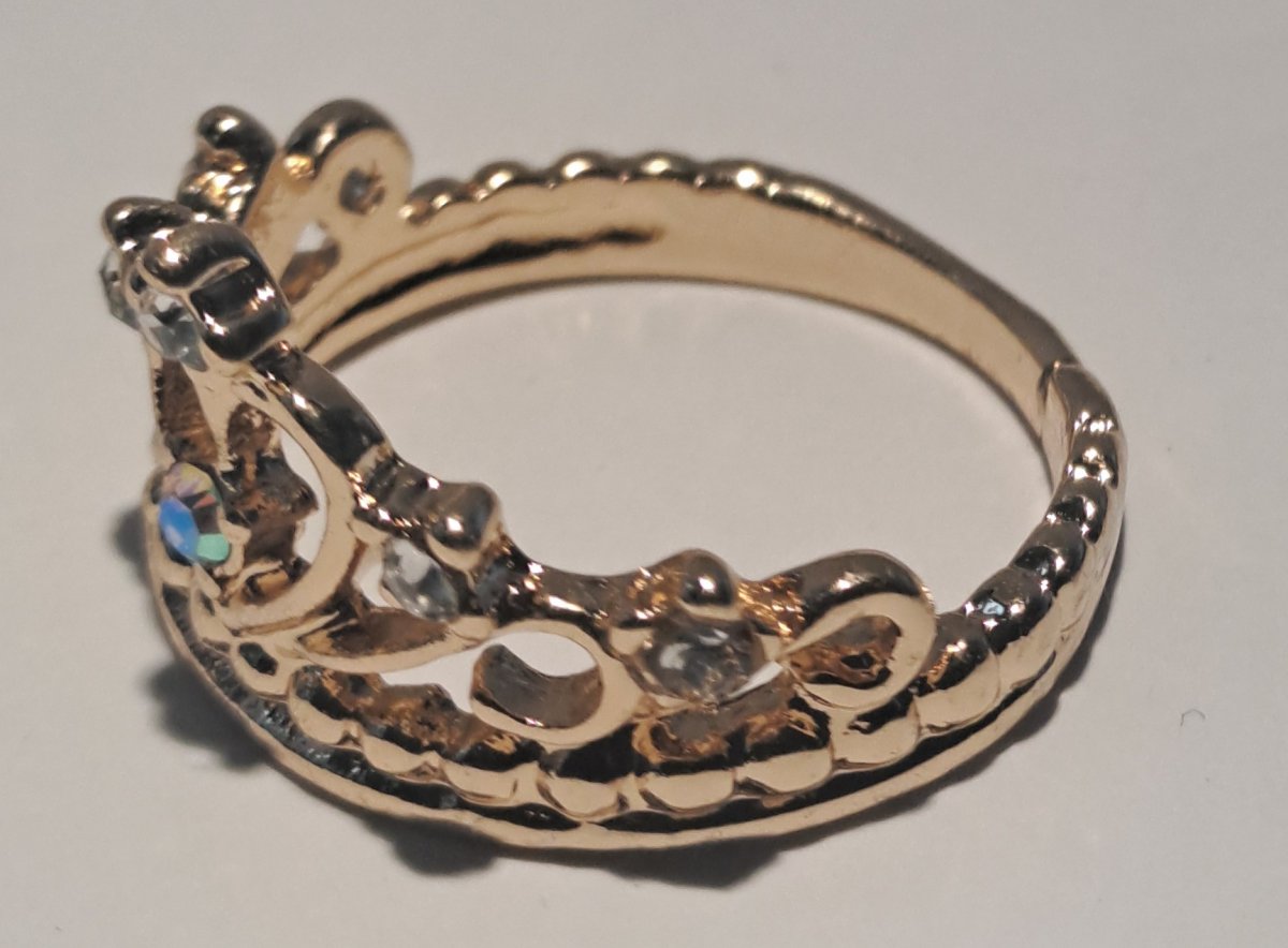 Gold diamant crown - from Valerie Claire Miniatures - 2