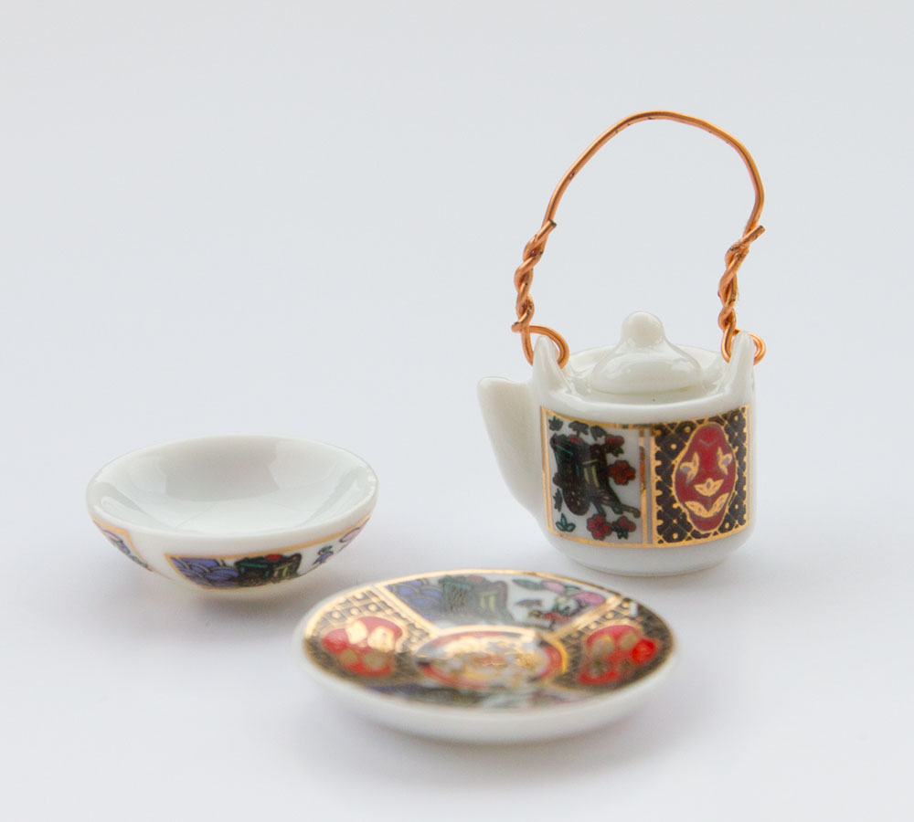 Teapot China with a bowl