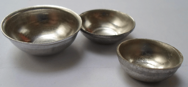 bowls metallic