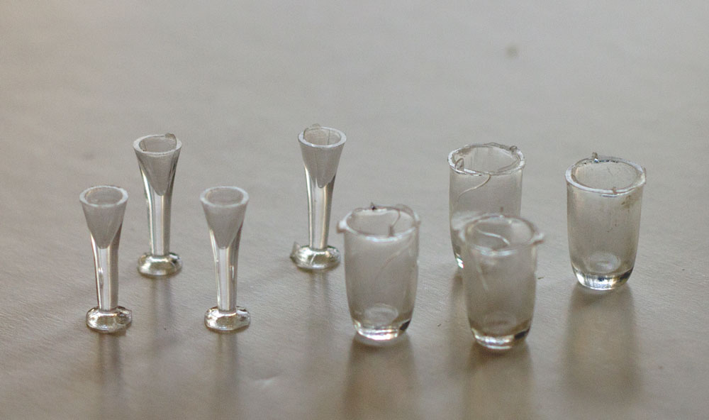 4 dricksglas och 4 snapsglas