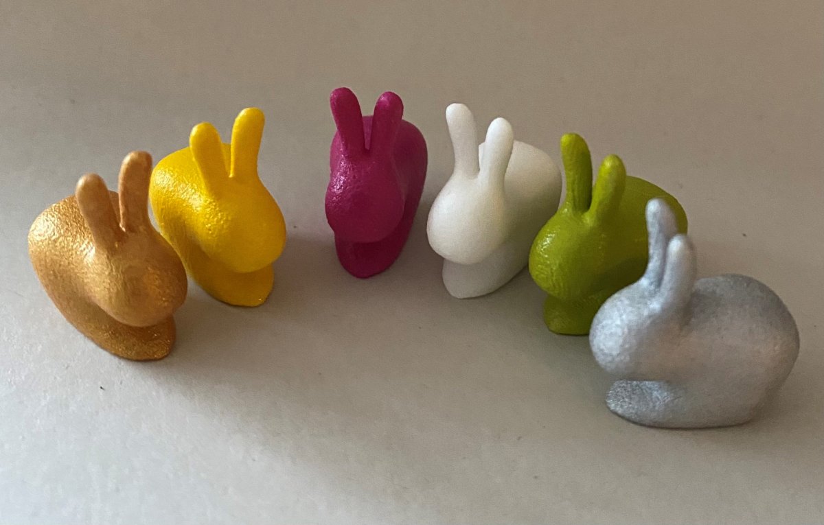 Easterbuny in varied colores