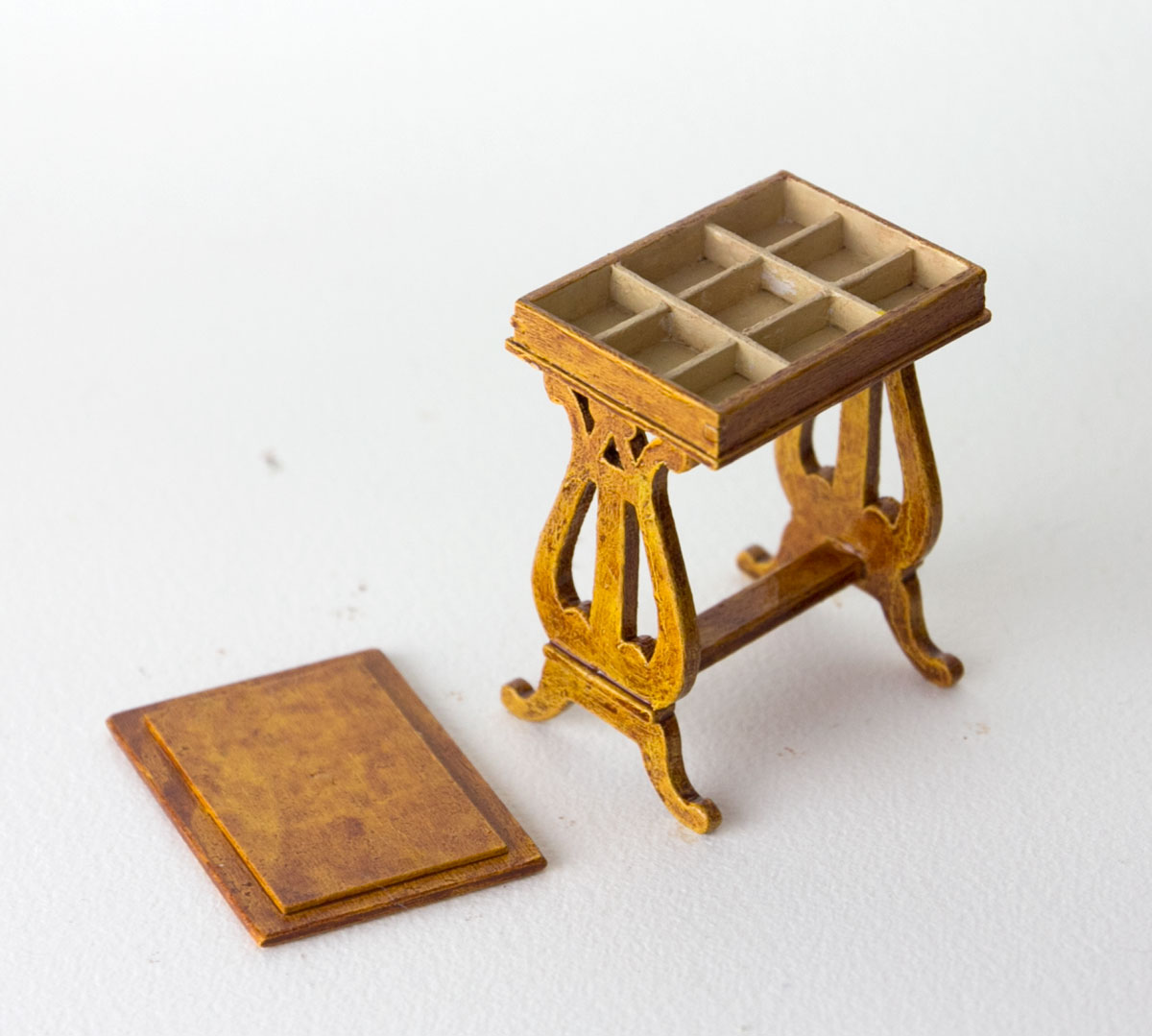 Selma Lagerlöf's sewing table from Mårbacka