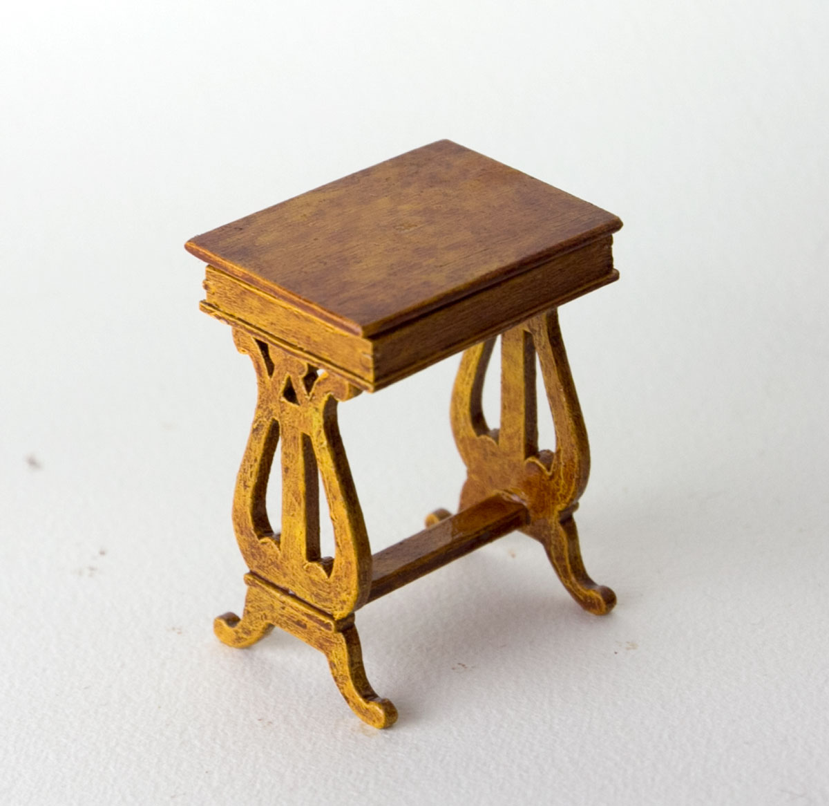 Selma Lagerlöf's sewing table from Mårbacka - 2