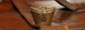 Victorian top hat box - unpainted from Art of Mini
