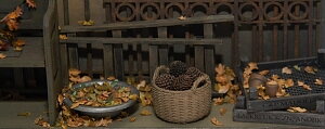 8 unpainted -small pinecones from Art of Mini