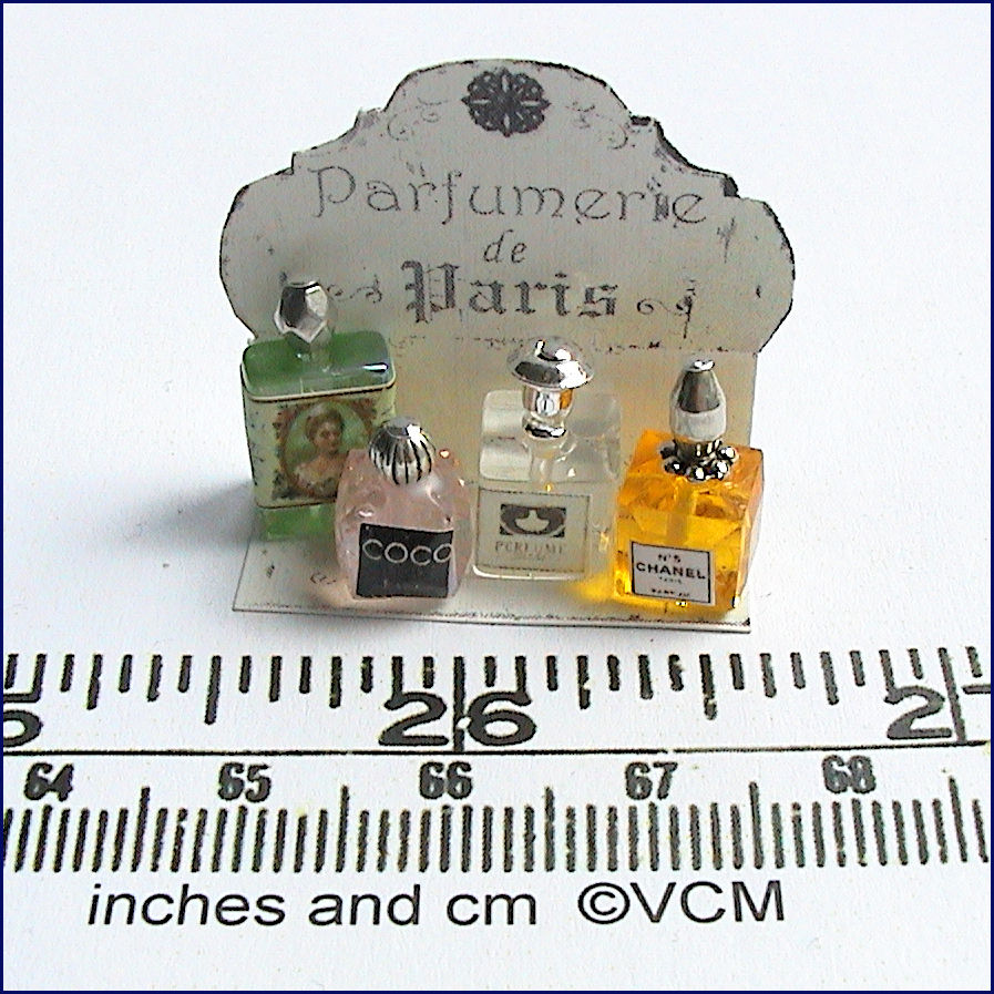 Paris - parfym display - handgjord Valerie Claire Miniatures