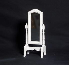 Mirror white