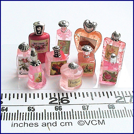Delar till parfymflaskor - pretty pinks- kit från Valerie Claire Miniatures