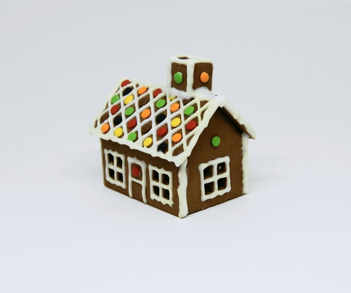 Gingerbread house - handmade by Sofia Zingmark