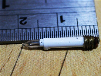 Shorter Screw base Single Candle bulb