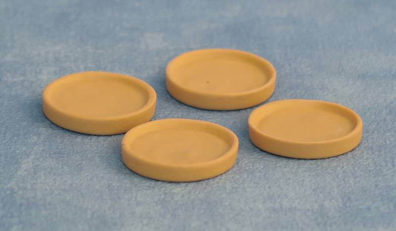 Terracotta saucers 4 pk