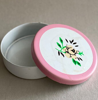 Cake Tin