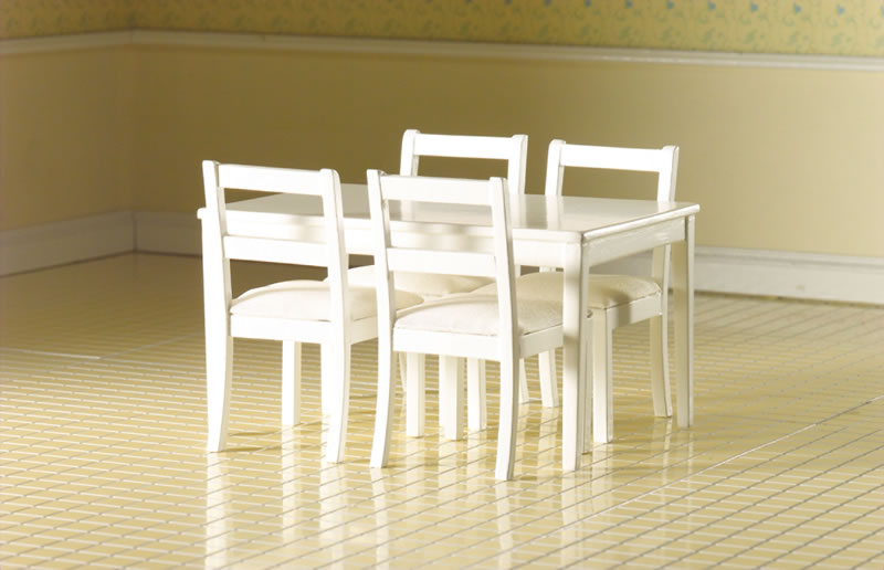 Kitchentabel + chairs