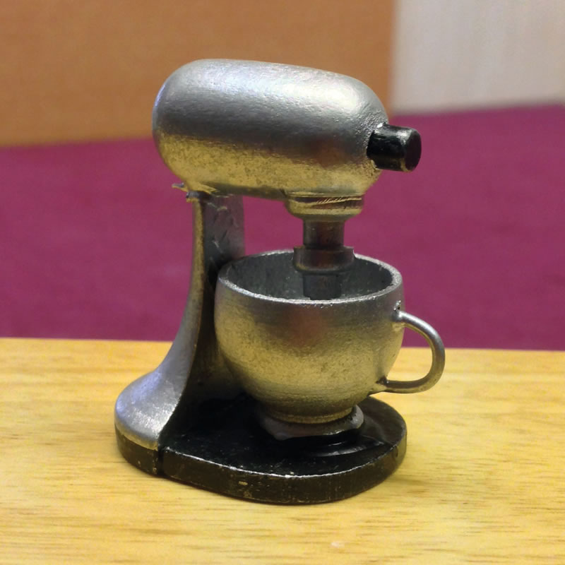Kitchen mixer in silver