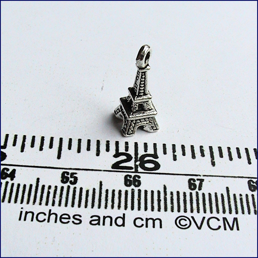 Eiffeltower in metal