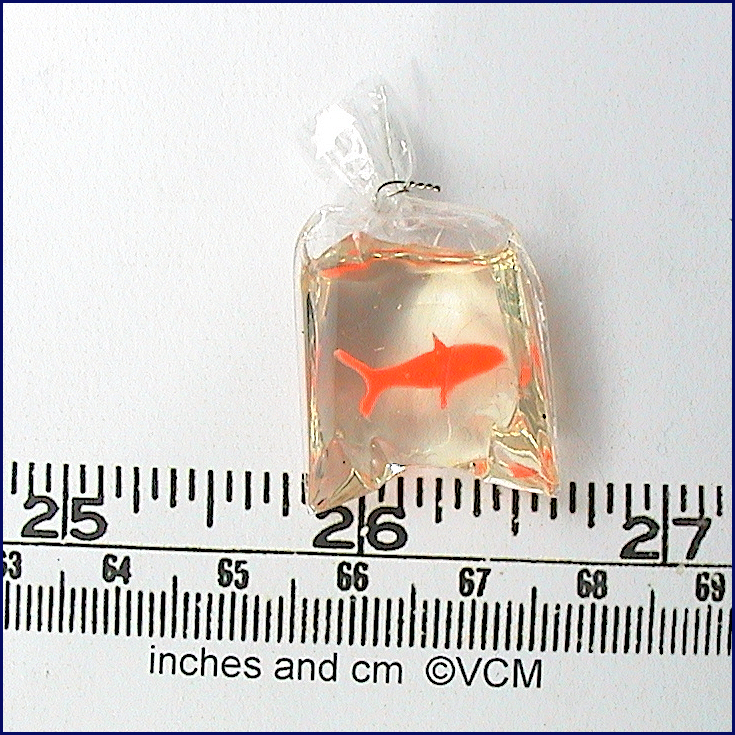 Plastpåse med fisk- från Valerie Claire Miniatures
