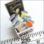 Display med sytråd - från Valerie Claire Miniatures