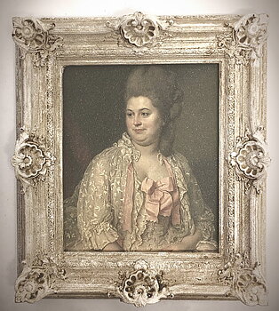 Omålad ram i 1700-talsstil - A - från Alison Davies