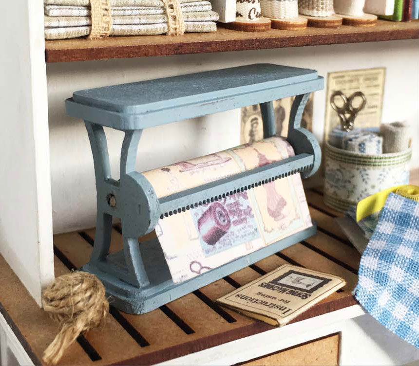 Wrapping paper holder - kit from Iriginals