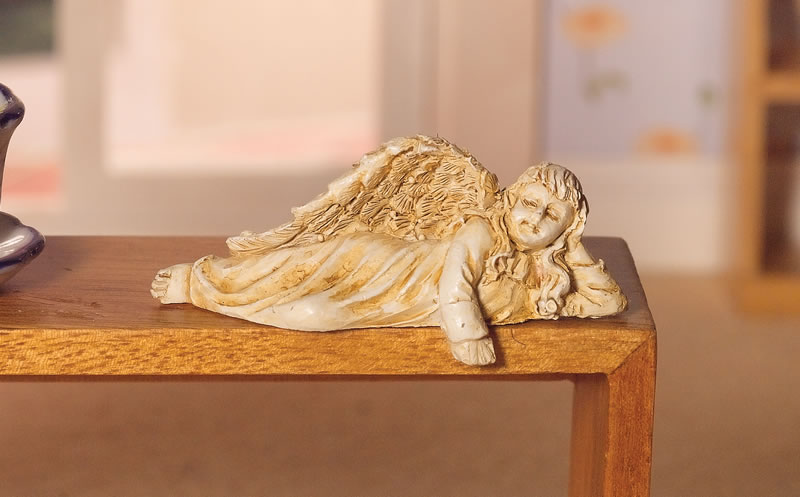 Angel shelf sitting