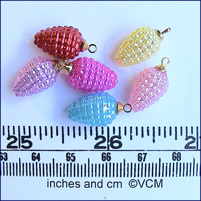 UNUSUAL BAUBLES – MULTI COLOUR X 6 - from valerie Claire