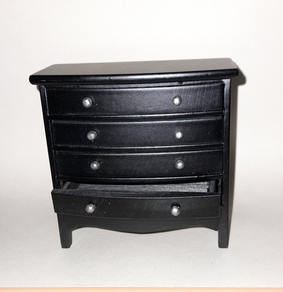 Chest, black with 4 drawers
