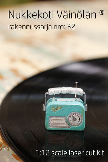 Portabel radio - byggsats i plywood-från Nukkekoti Väinölä