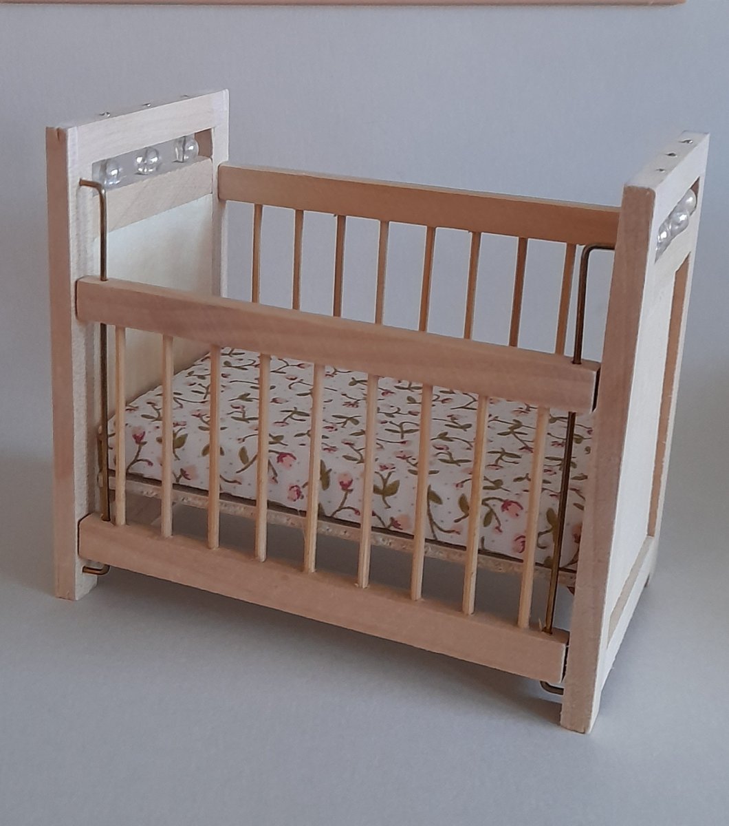 Cot, unpainted