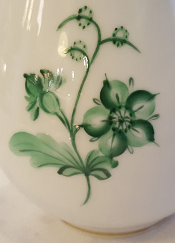Herend coffepot green flower sprig - 4