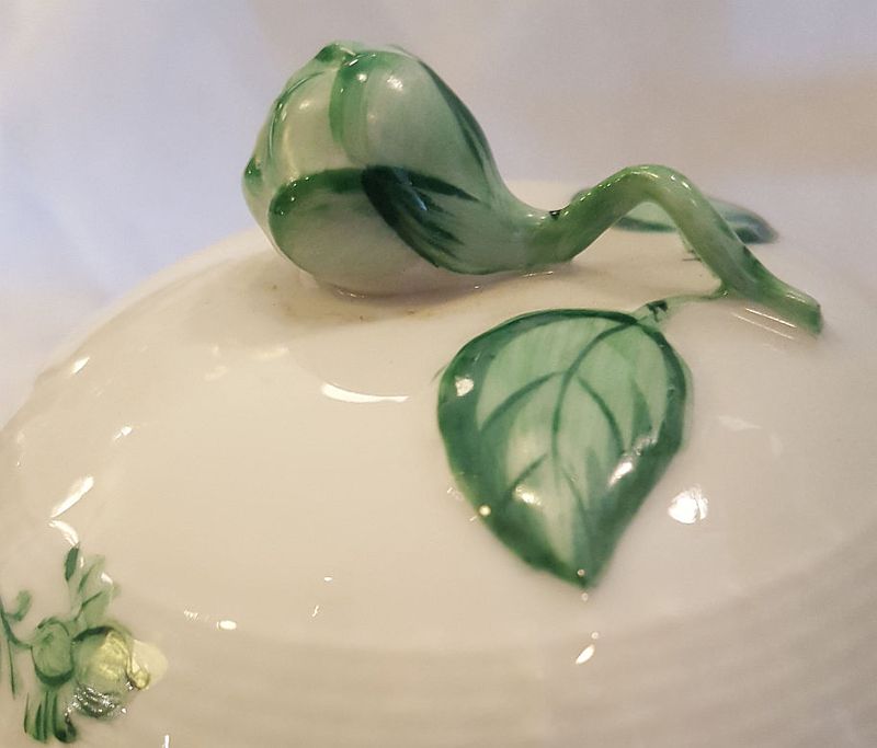 Herend sugar bowl with lid green flower sprig - 2