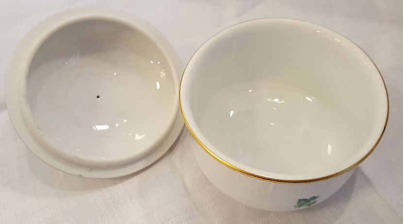 Herend sugar bowl with lid green flower sprig - 3