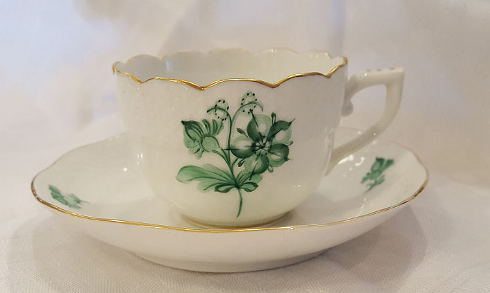 Herend moccacup with saucer green flower sprig