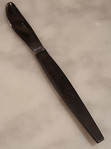 Bakelite shaft straight ending knife