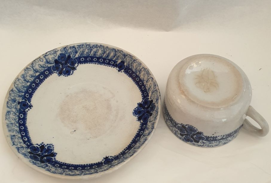 Inga coffecup with saucer  - 4