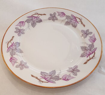 Vinranka cake plate violet