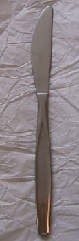 Capri kniv tandad