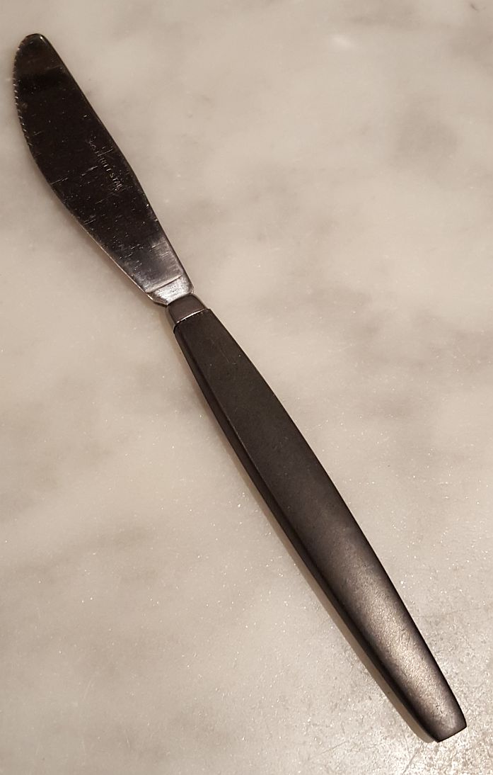 Bakelite handle steel collar knife