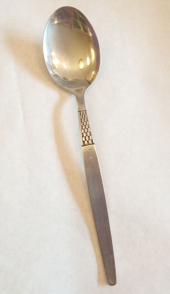 Checkered pattern high spoon