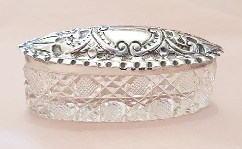 Crystal box with silver cap Birmingham 1904 - 2