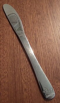 Duck swimming knife
