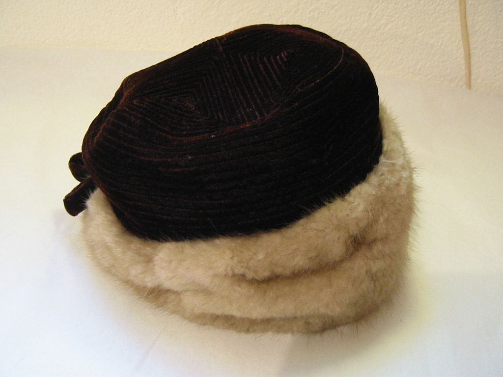 Children's hat manchester and fur 1950s