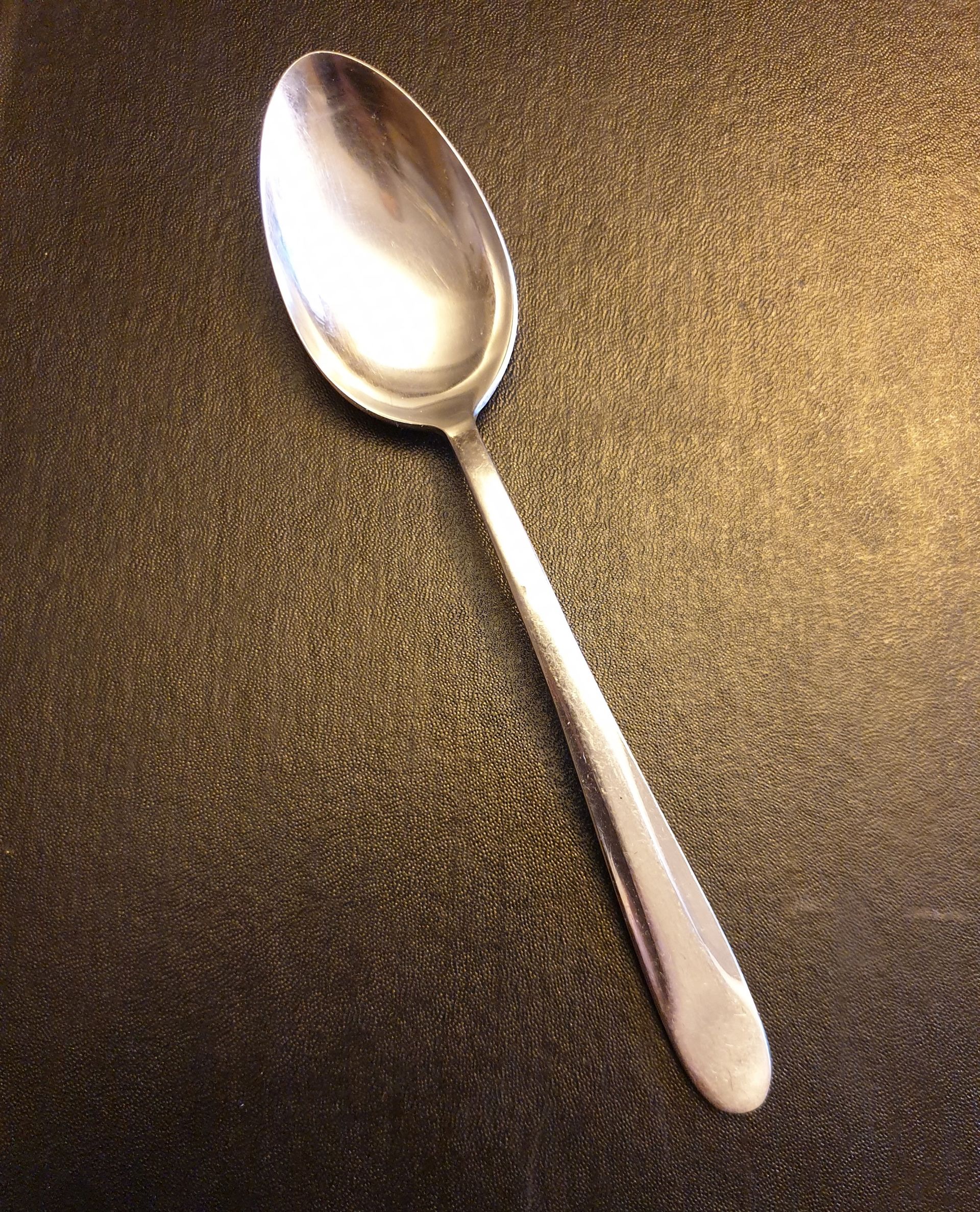 Modell 600 dessertsked