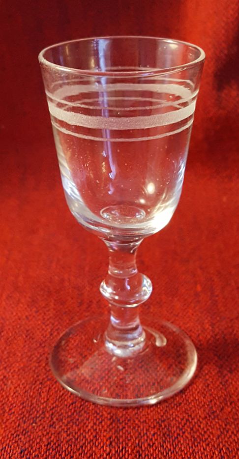 Rydberg liqueur glass