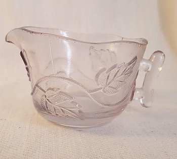 Creamer light purple leaf loop