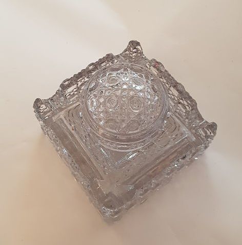 Inkhorn pressed crystal - 2