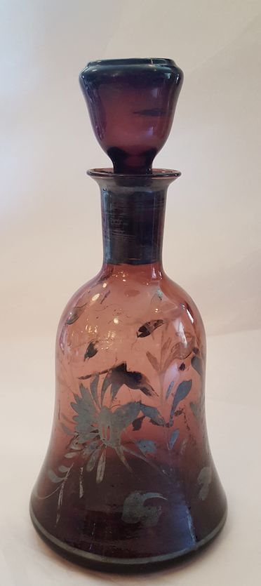  Liqueur carafe purple with handpainted silver decor, 1920s
