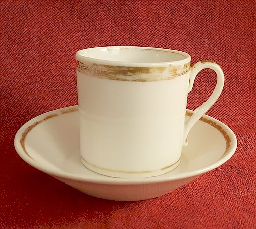 Coffecup and saucer white and gold 1830s