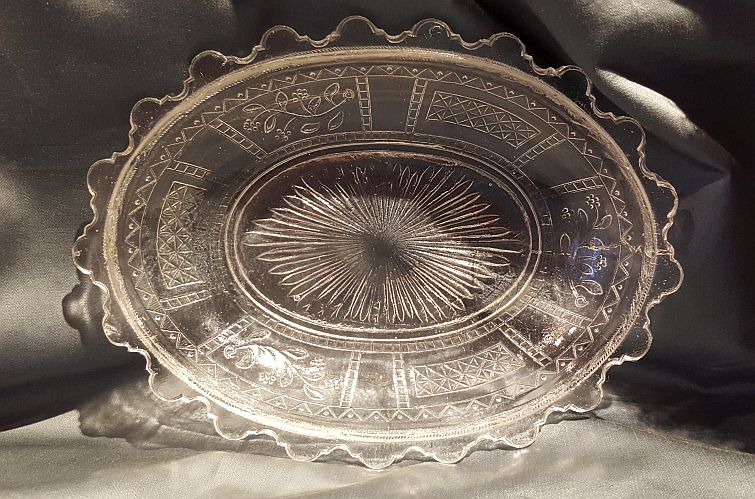 Bowl with edge 19th century