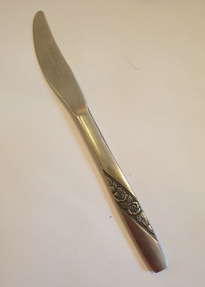 Roserelief knife