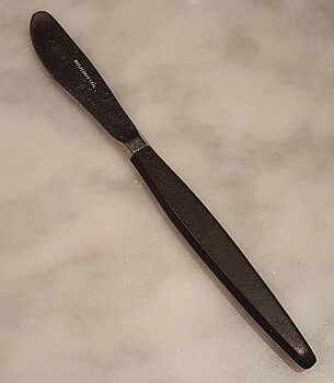Fasat bakelitskaft kniv